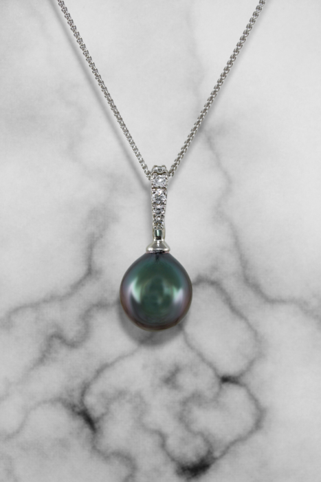 Tahitian Pearl Pendant